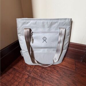 Hydro Flask Gray Cooler Tote